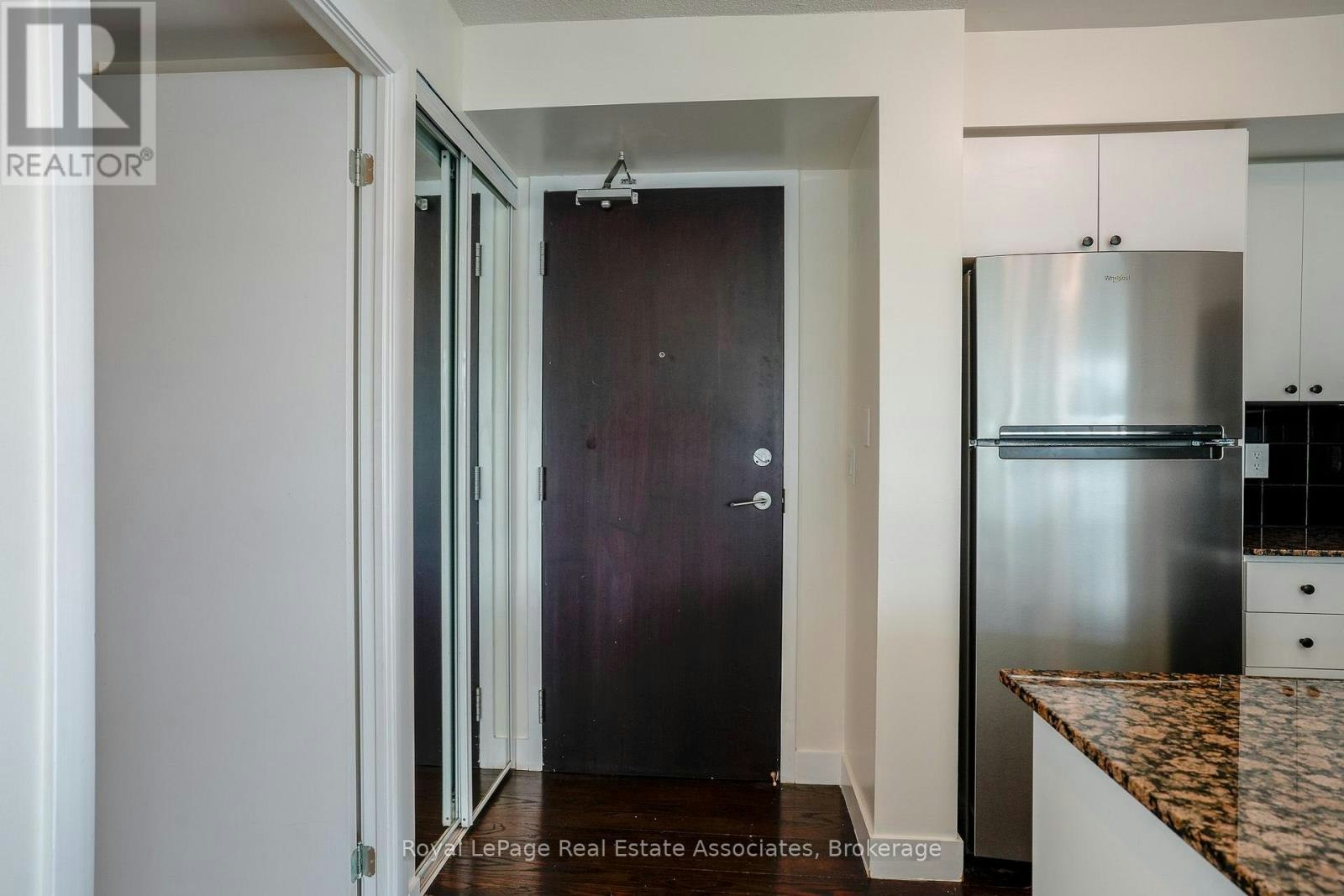 1904-231 Fort York Boulevard, Toronto, ON, M5V 1B2 - 25