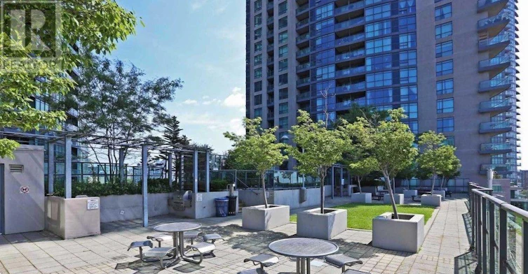 1904-231 Fort York Boulevard, Toronto, ON, M5V 1B2 - 35