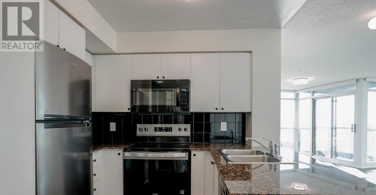 1904-231 Fort York Boulevard, Toronto, ON, M5V 1B2 - 3