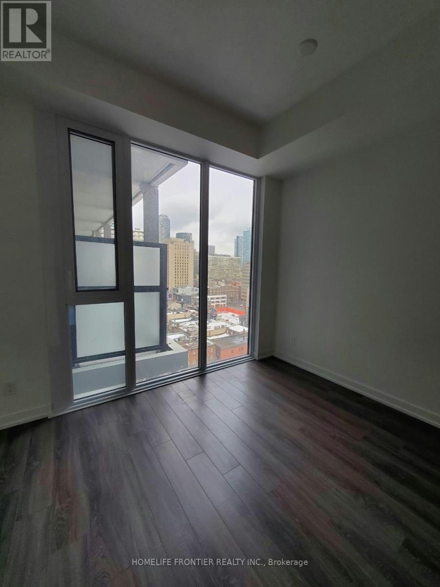 1320-20 Edward Street, Toronto, ON, M5G 1C9 - 4