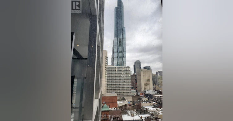 1320-20 Edward Street, Toronto, ON, M5G 1C9 - 8