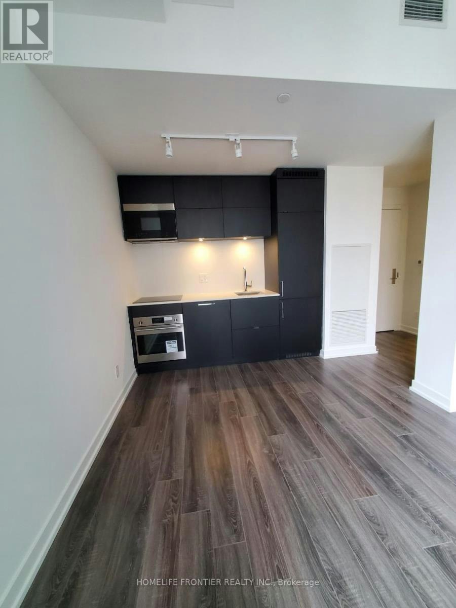 1320-20 Edward Street, Toronto, ON, M5G 1C9 - 3