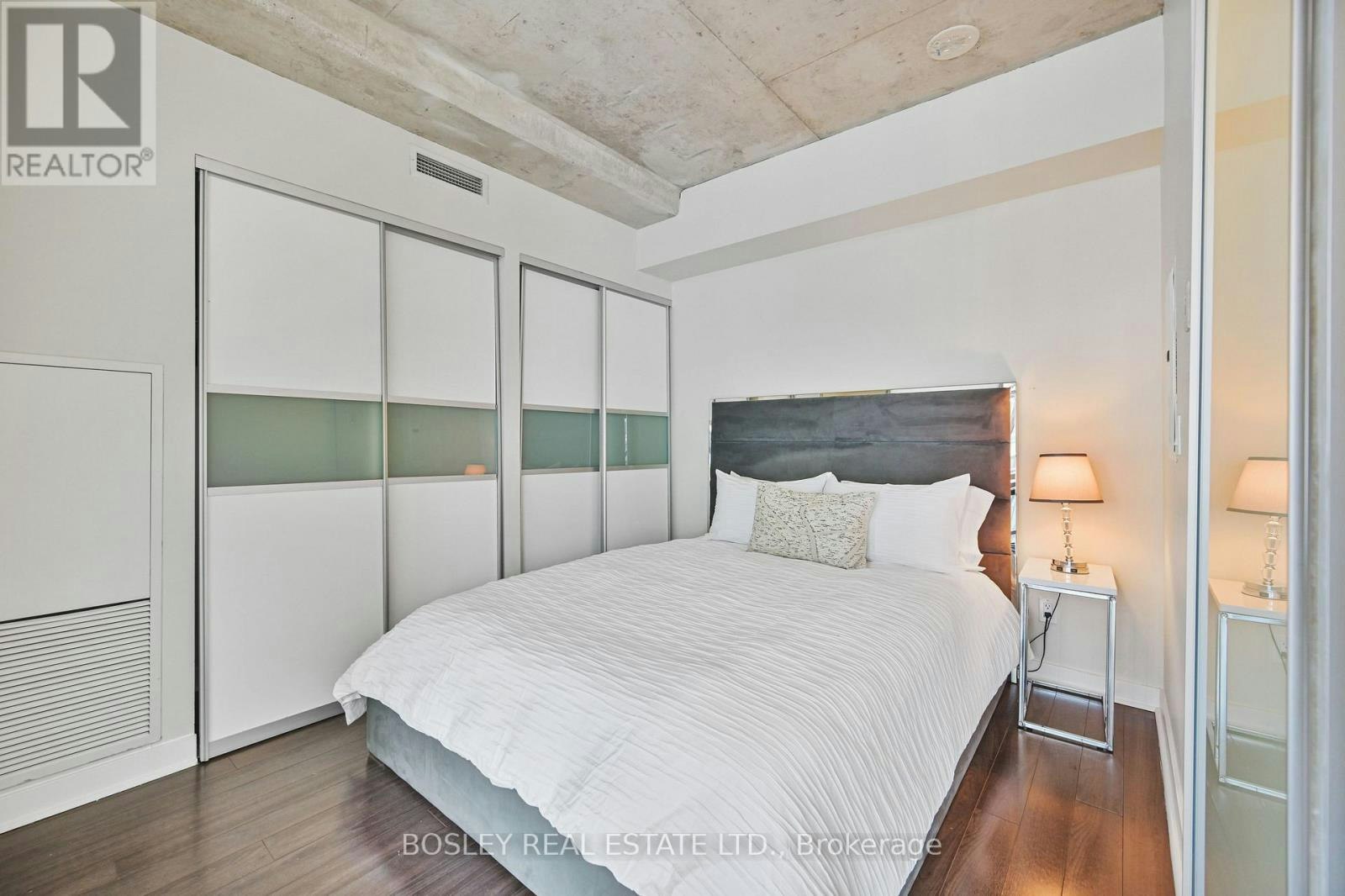 916-55 Stewart Street, Toronto, ON, M5V 2V1 - 16