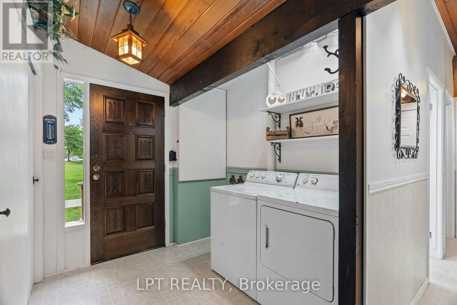 8452 Defore Drive, Lambton Shores, ON, N0M 1T0 - 13