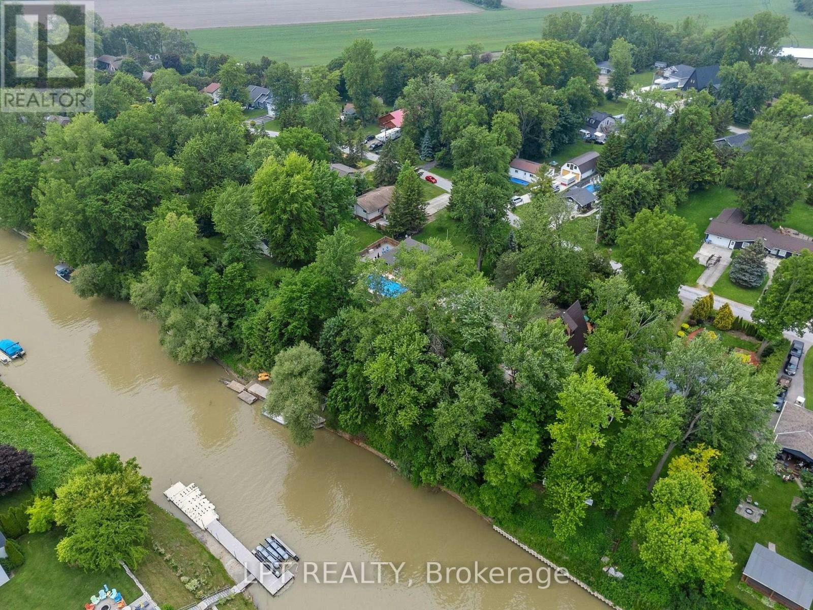 8452 Defore Drive, Lambton Shores, ON, N0M 1T0 - 30