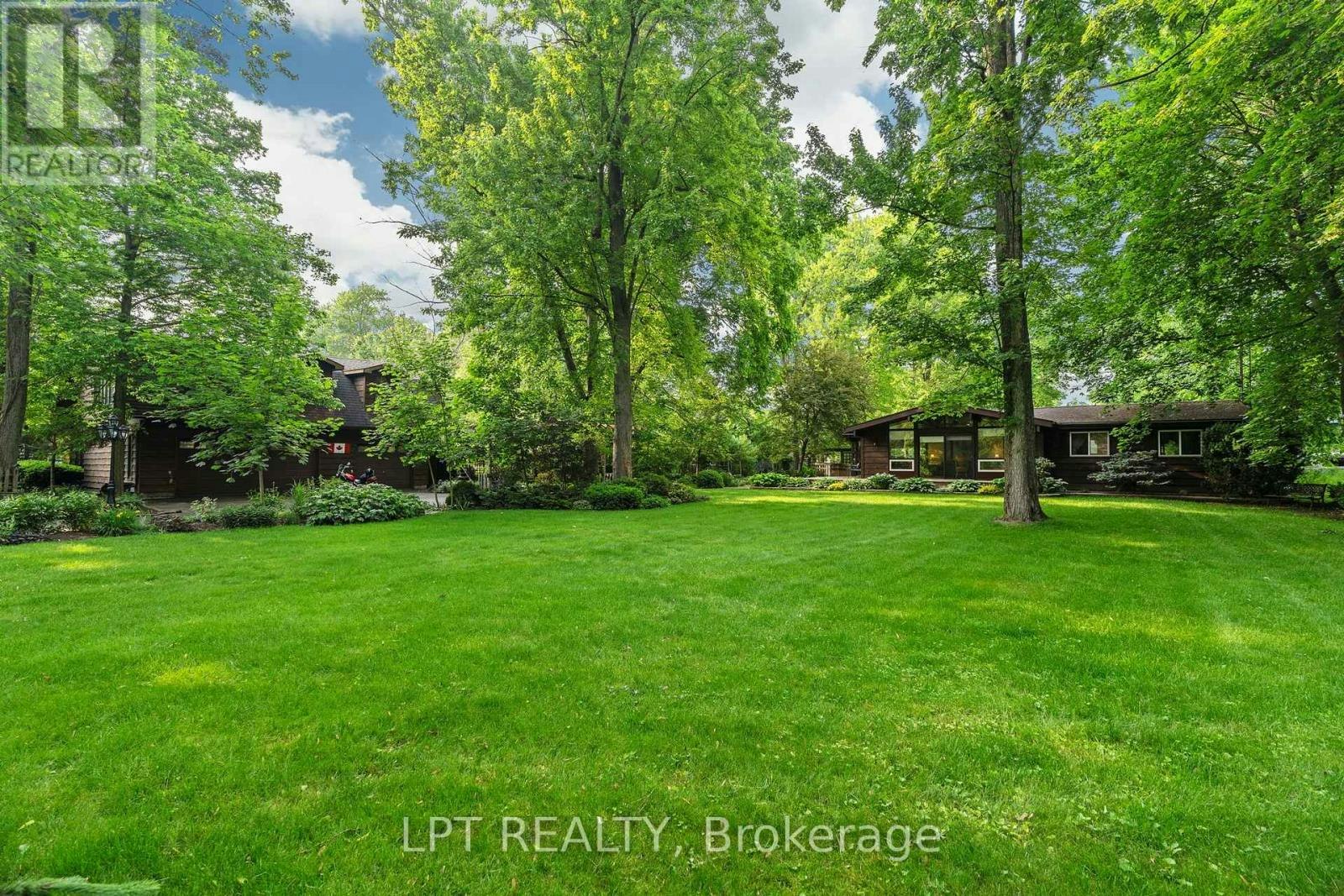 8452 Defore Drive, Lambton Shores, ON, N0M 1T0 - 34
