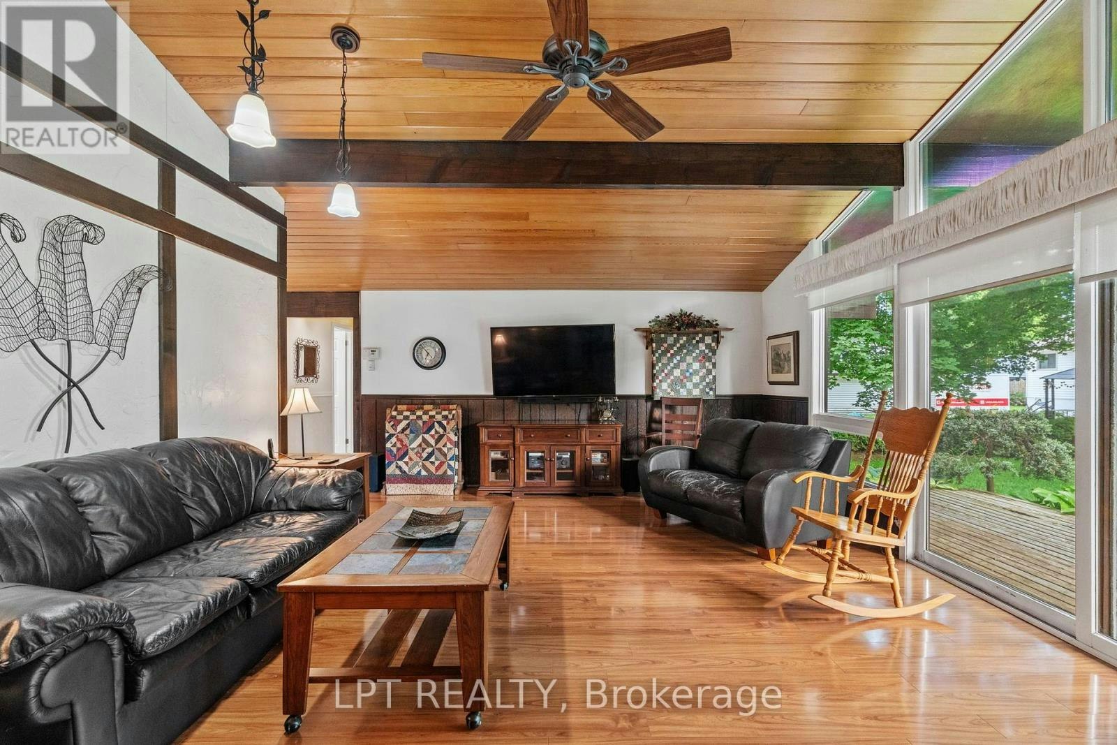 8452 Defore Drive, Lambton Shores, ON, N0M 1T0 - 8