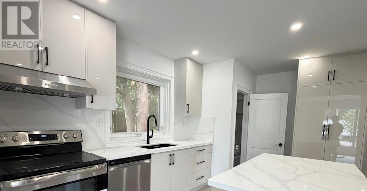MAIN-116 Sylvan Avenue, Toronto, ON, M1M 1K3 - 10