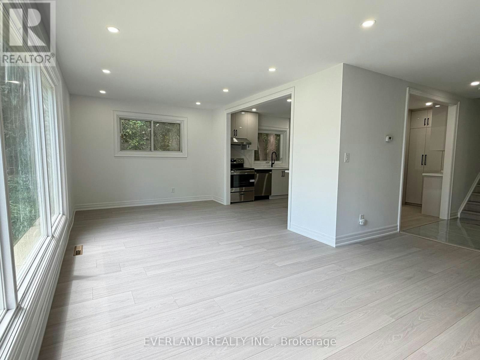 MAIN-116 Sylvan Avenue, Toronto, ON, M1M 1K3 - 13