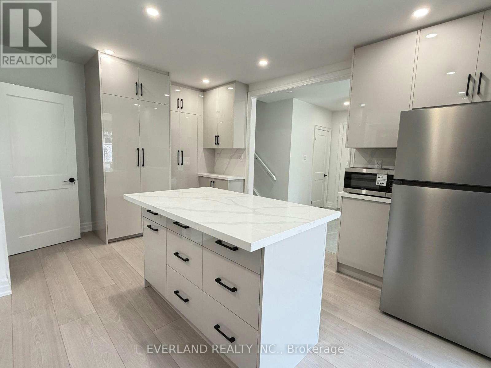 MAIN-116 Sylvan Avenue, Toronto, ON, M1M 1K3 - 12