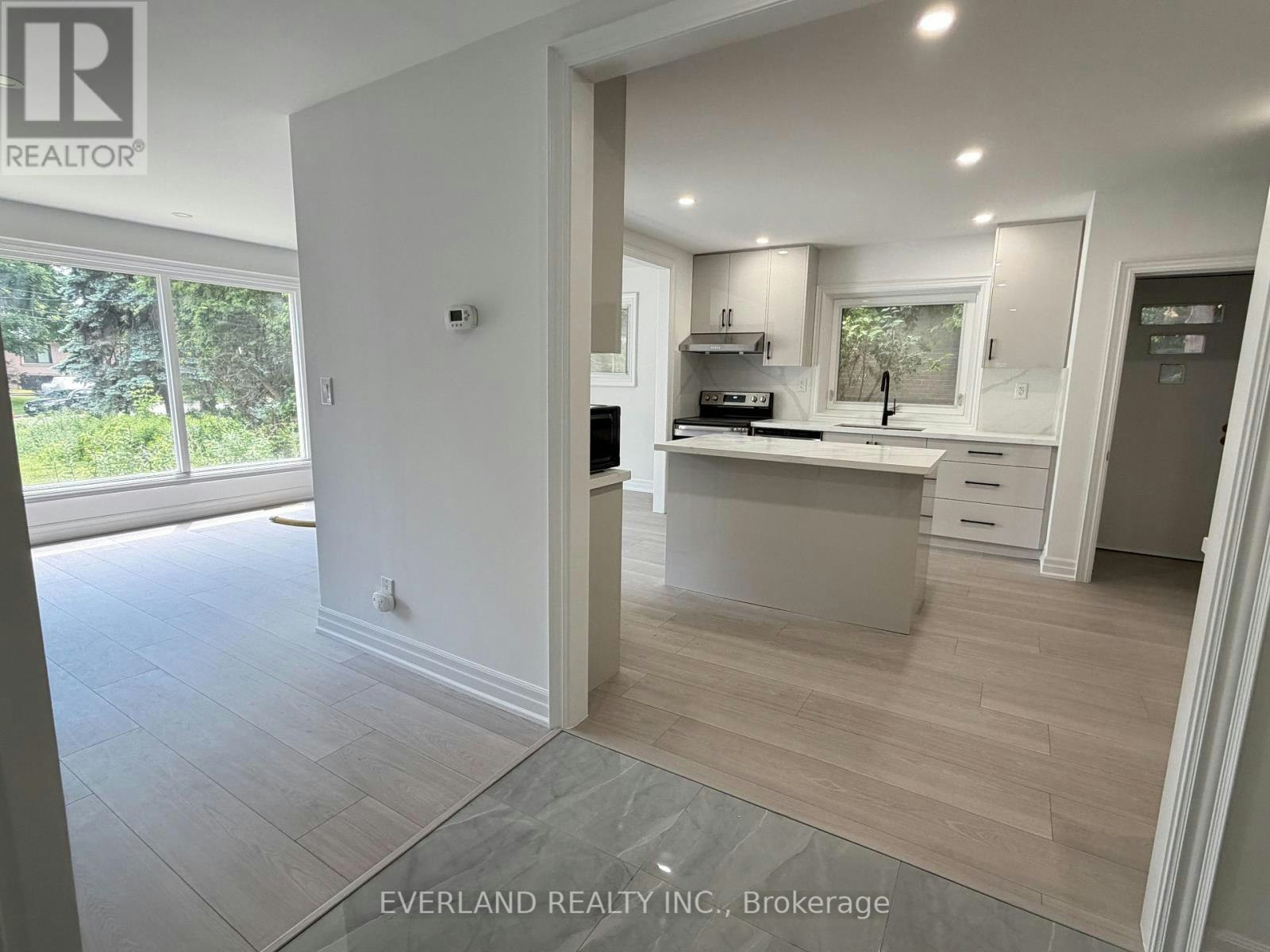 MAIN-116 Sylvan Avenue, Toronto, ON, M1M 1K3 - 7