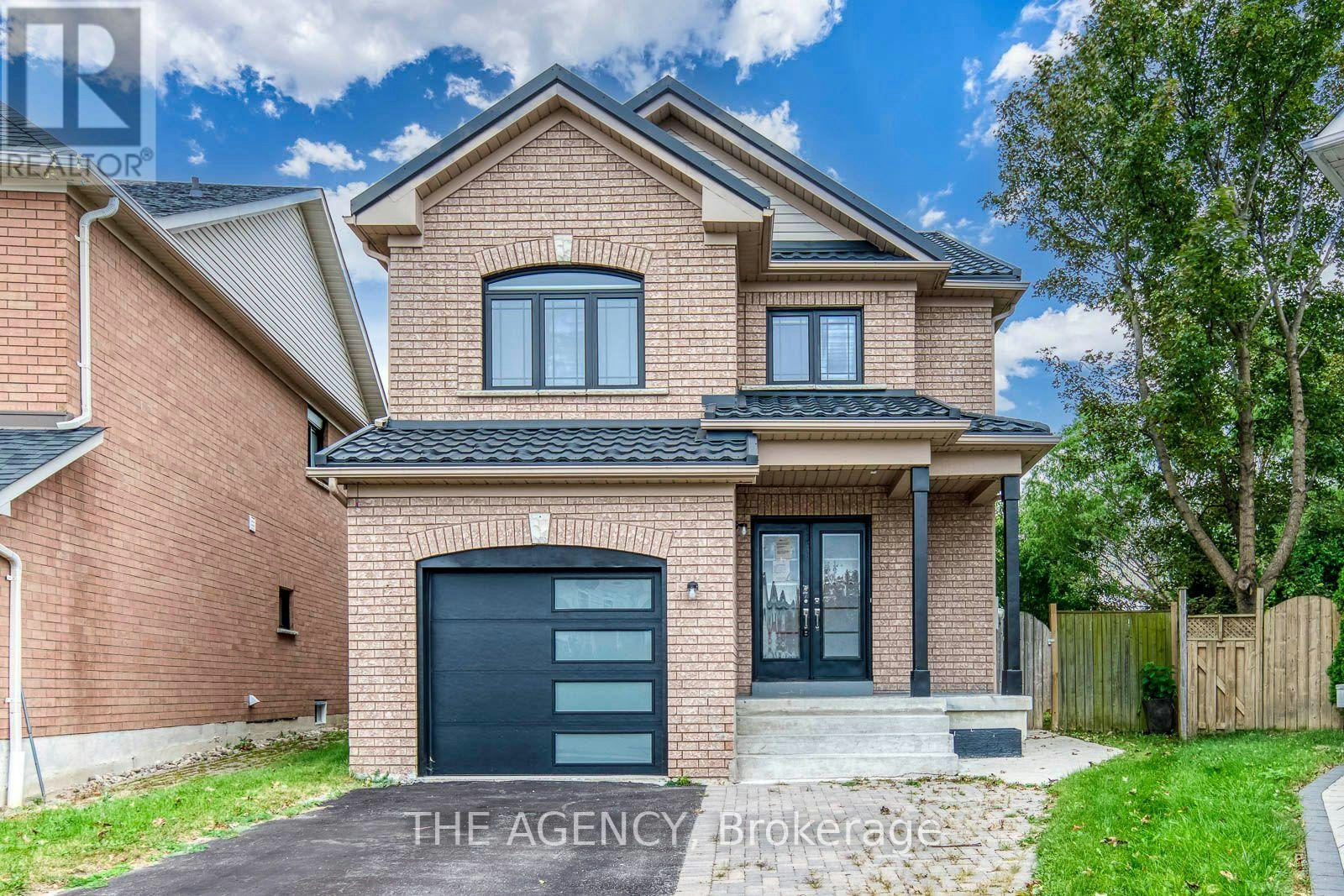 45 Palomino Place, Whitby, ON, L1R 2V5