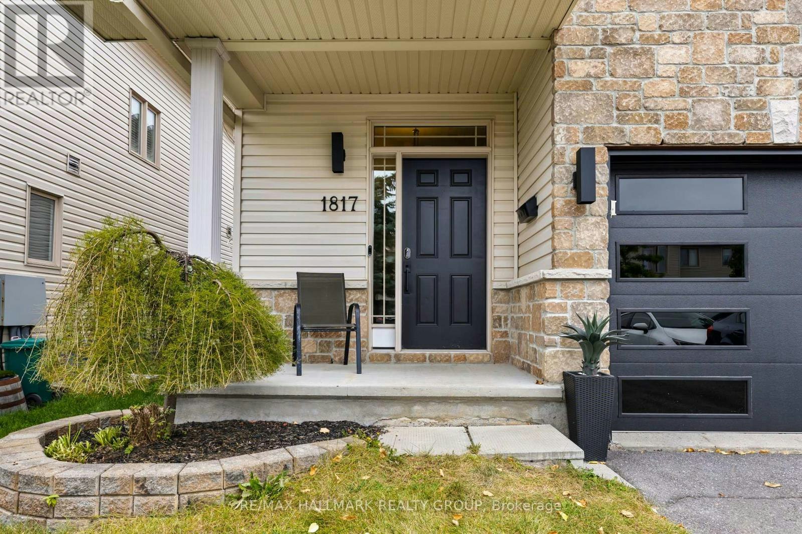 1817 Arrowgrass Way, Ottawa, ON, K4A 0H9 - 3