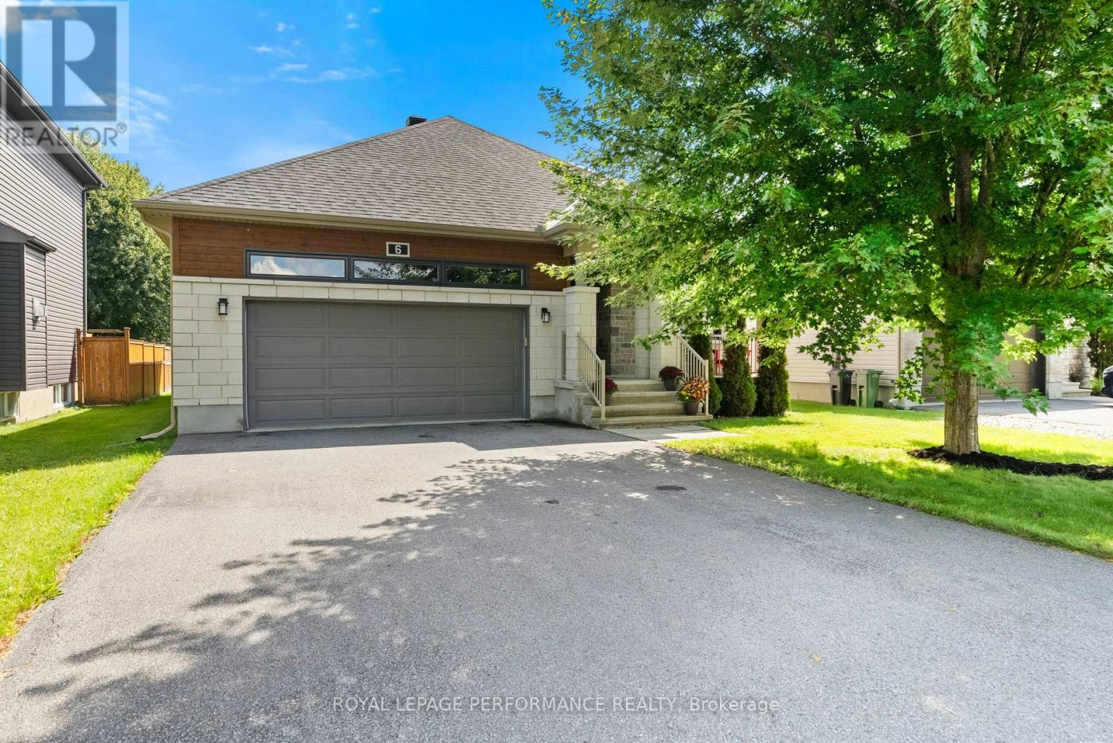 6 Brickyard Drive, Russell, ON, K4R 0B2