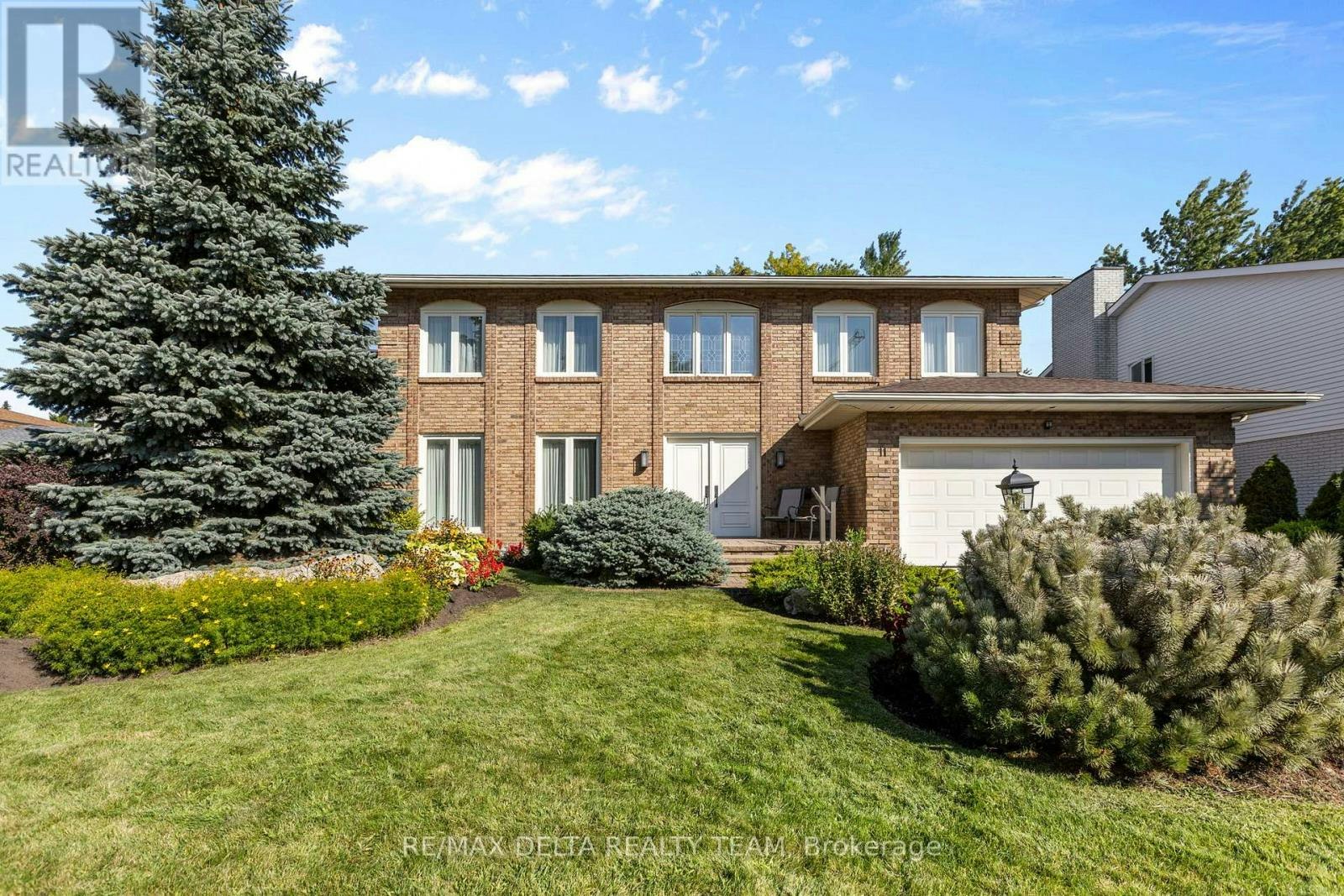 11 Garand Place, Ottawa, ON, K1H 8M1