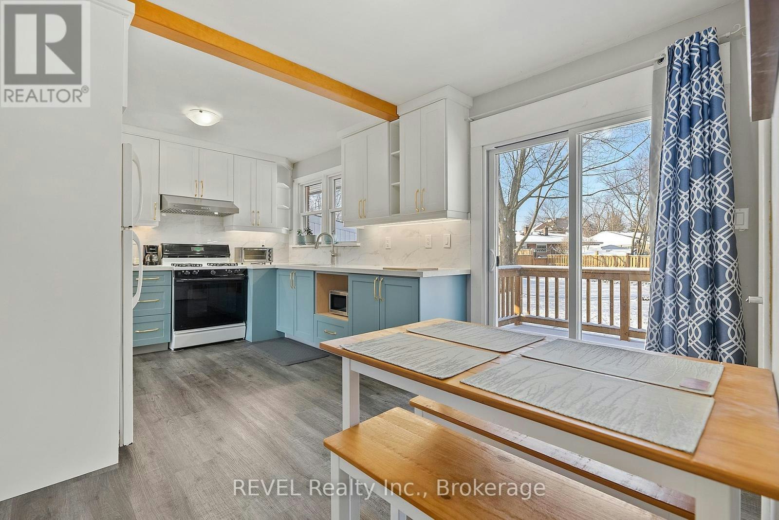 UPPER UNIT-8327 Parkway Drive, Niagara Falls, ON, L2G 6W8 - 10