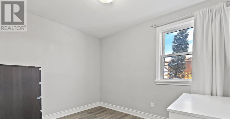 UPPER UNIT-8327 Parkway Drive, Niagara Falls, ON, L2G 6W8 - 16