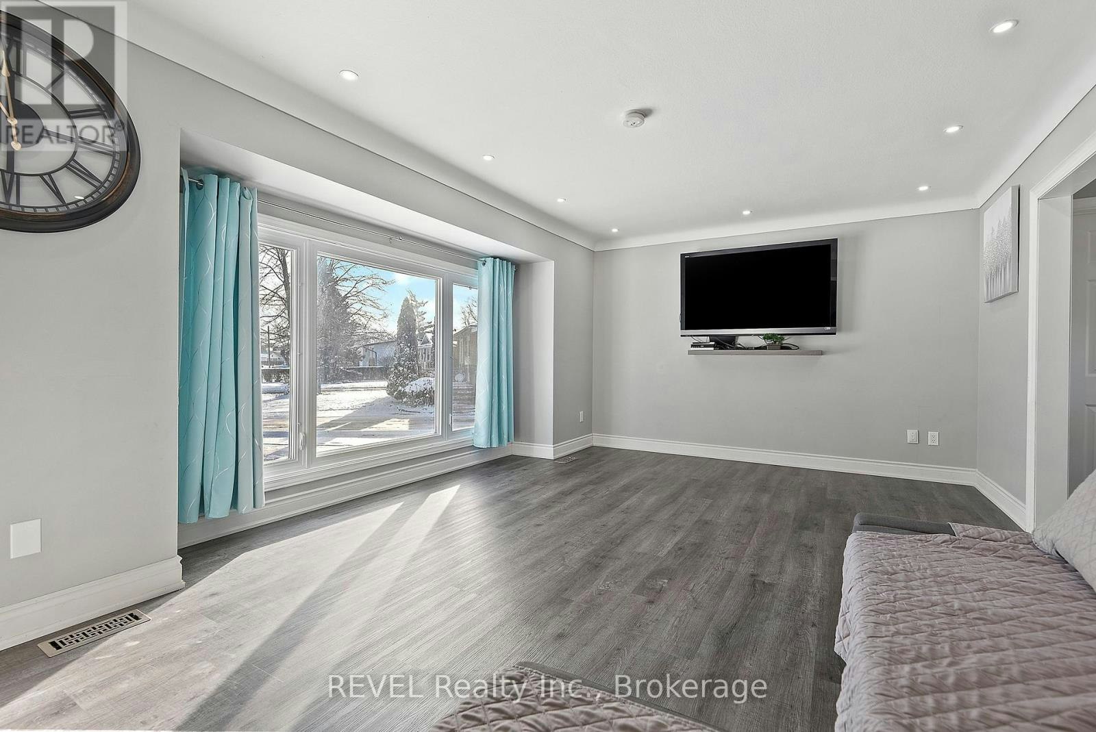 UPPER UNIT-8327 Parkway Drive, Niagara Falls, ON, L2G 6W8 - 5