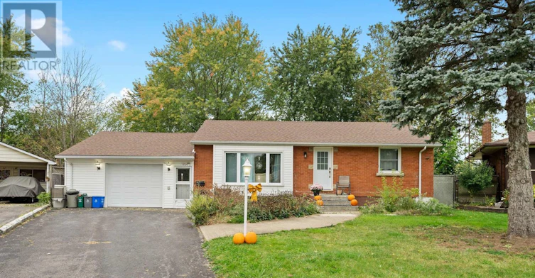 UPPER UNIT-8327 Parkway Drive, Niagara Falls, ON, L2G 6W8