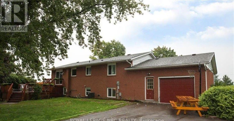 4823 Thirty Road N, Lincoln, ON, L3J 1W2 - 3