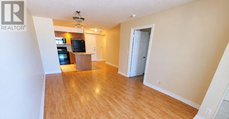 327-33 Cox Boulevard, Markham, ON, L3R 8A6 - 3