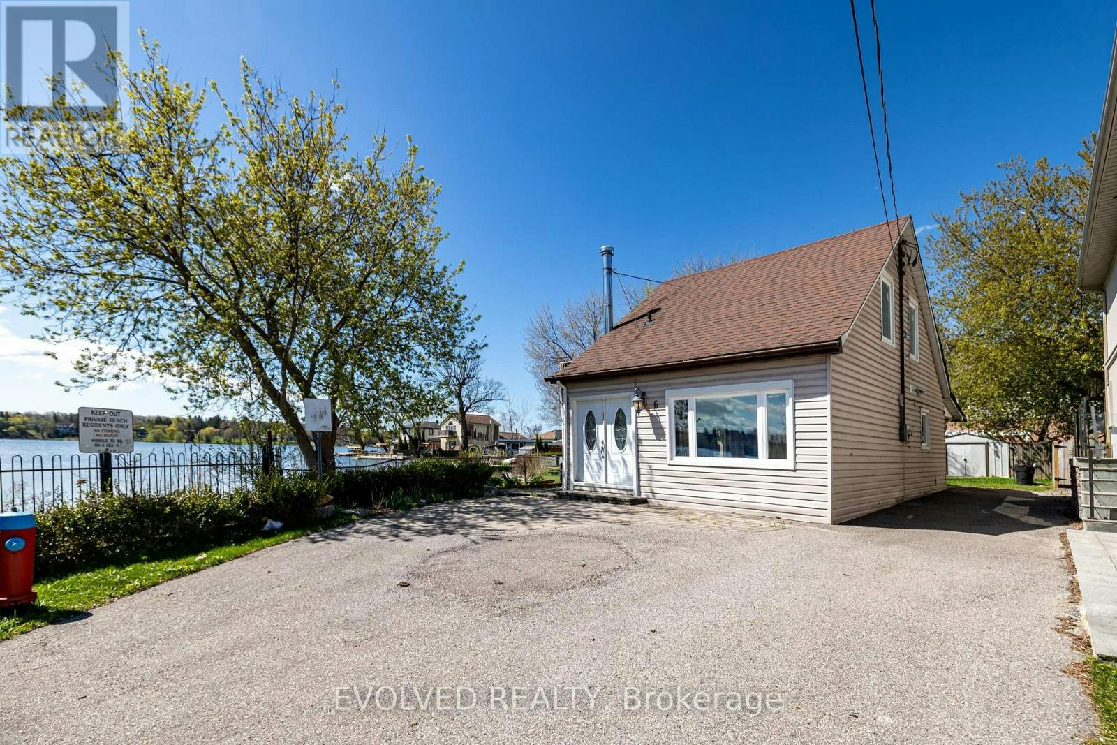 6 Wildwood Avenue, Richmond Hill, ON, L4E 3B3 - 2