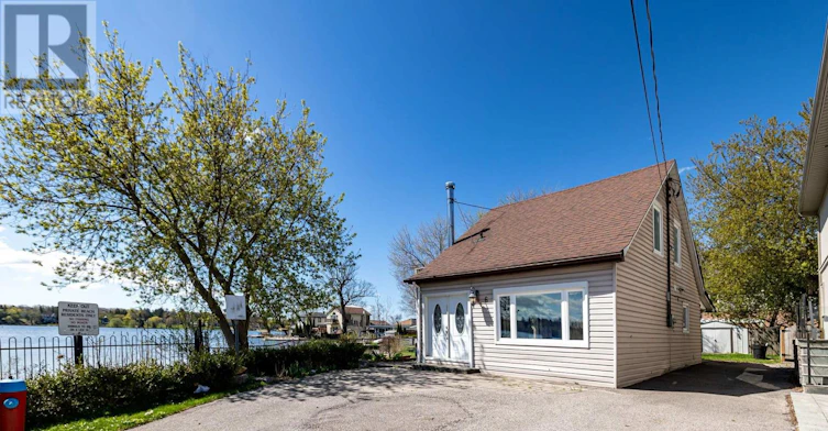 6 Wildwood Avenue, Richmond Hill, ON, L4E 3B3 - 2