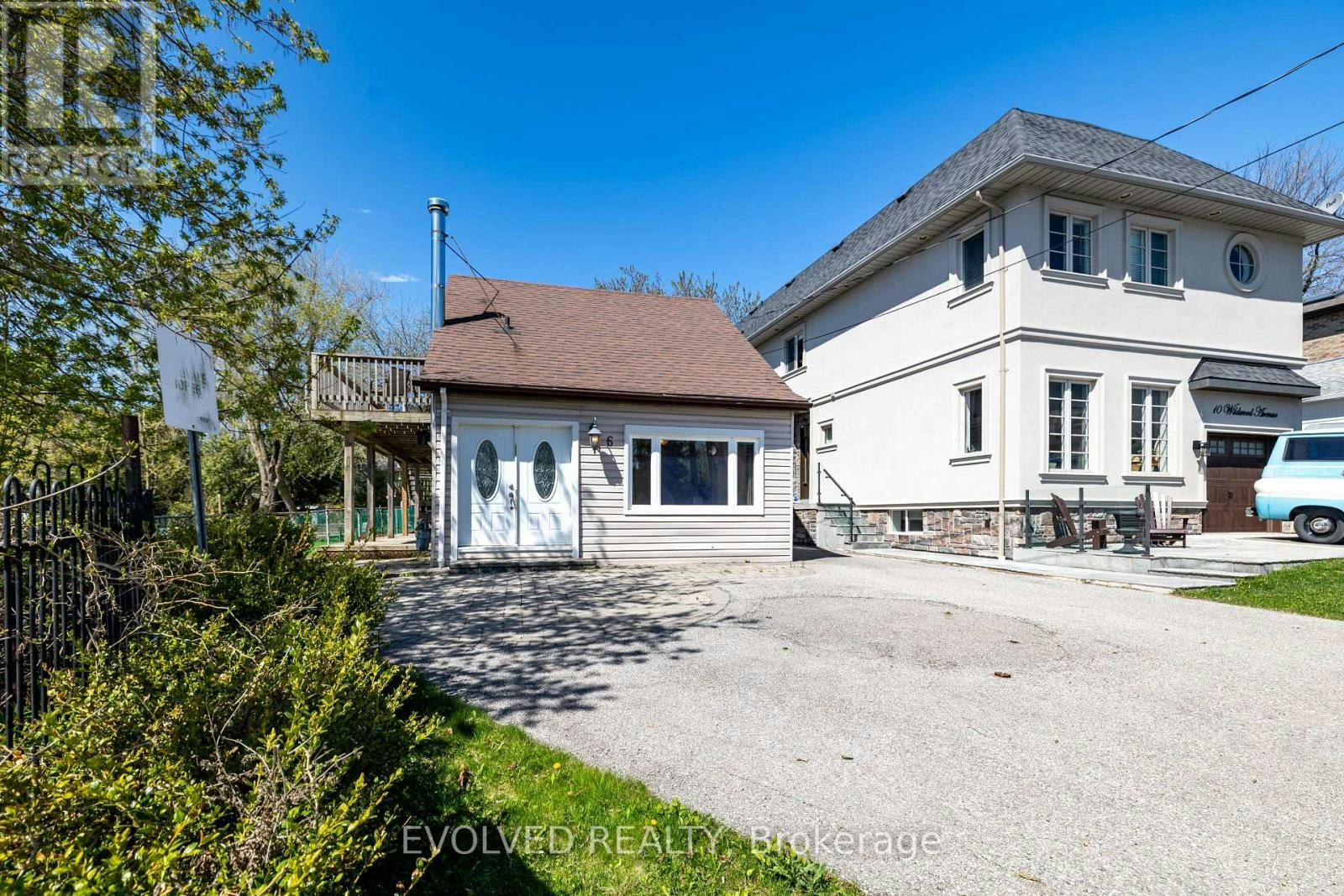 6 Wildwood Avenue, Richmond Hill, ON, L4E 3B3 - 3
