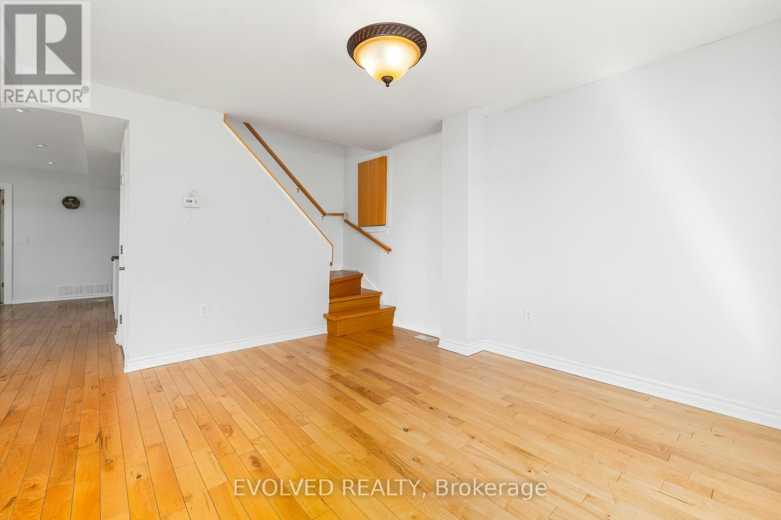6 Wildwood Avenue, Richmond Hill, ON, L4E 3B3 - 7