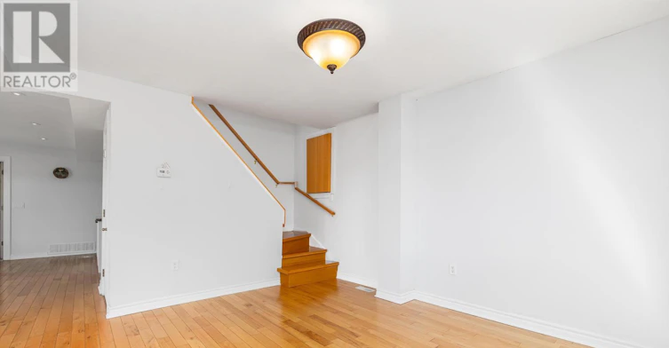 6 Wildwood Avenue, Richmond Hill, ON, L4E 3B3 - 7