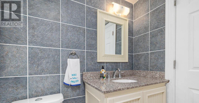 6 Wildwood Avenue, Richmond Hill, ON, L4E 3B3 - 16