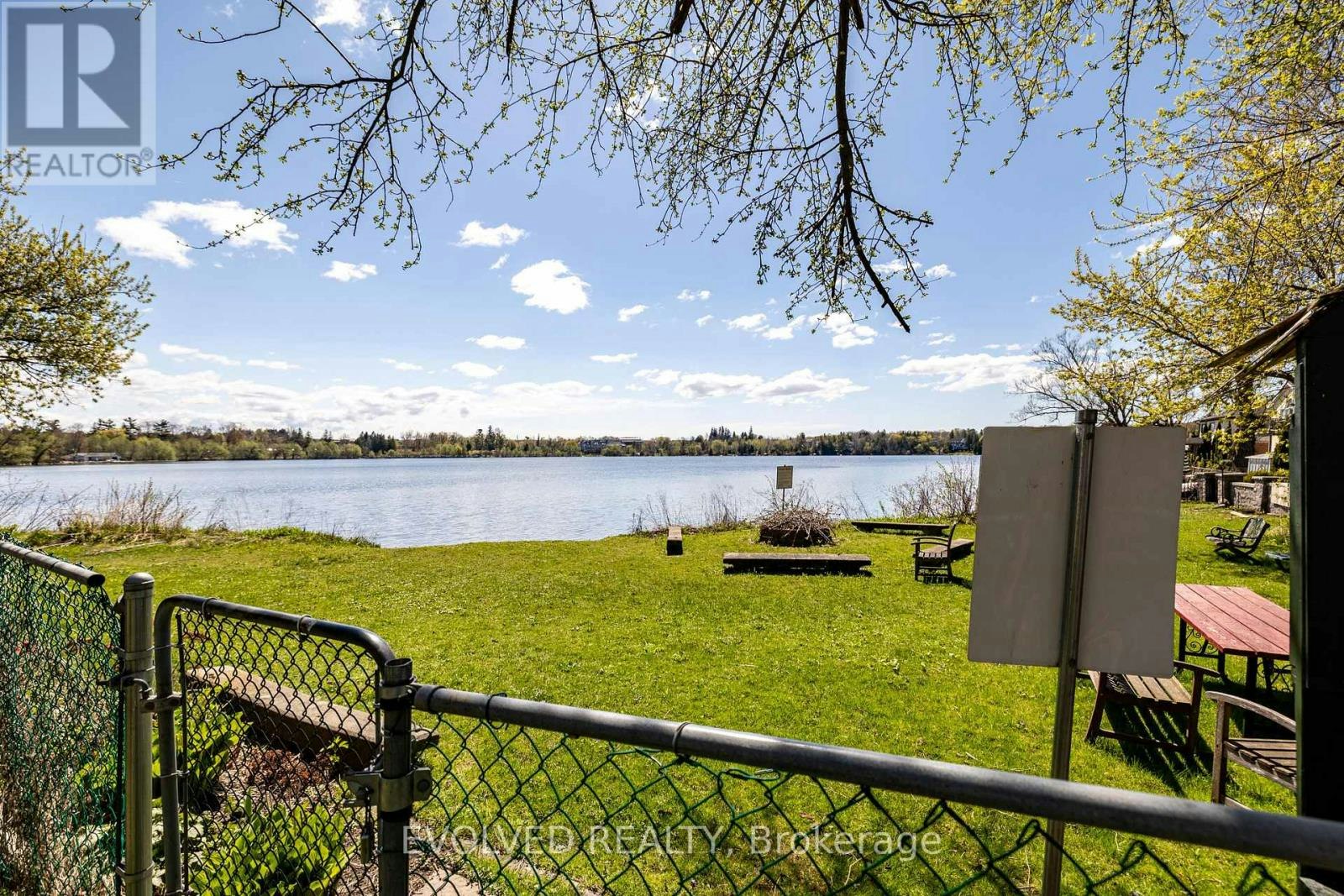 6 Wildwood Avenue, Richmond Hill, ON, L4E 3B3 - 34