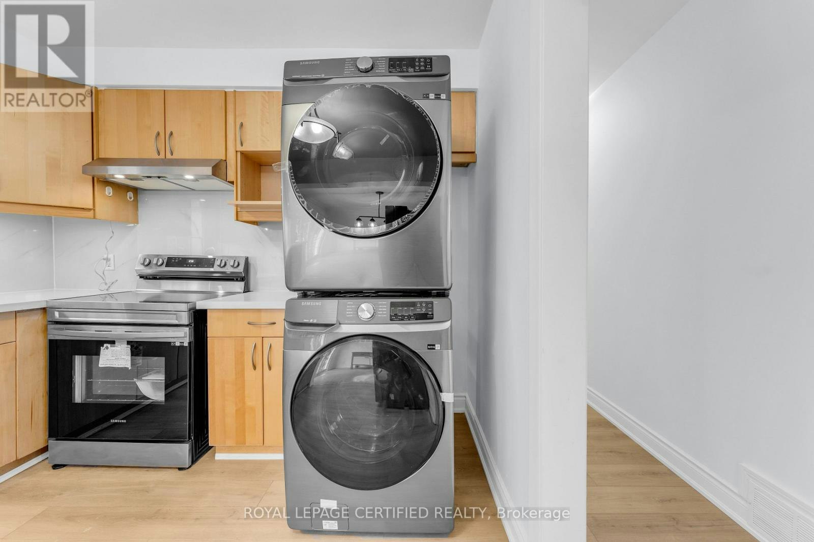 MAIN-586 Pinegrove Road, Oakville, ON, L6K 2C6 - 12
