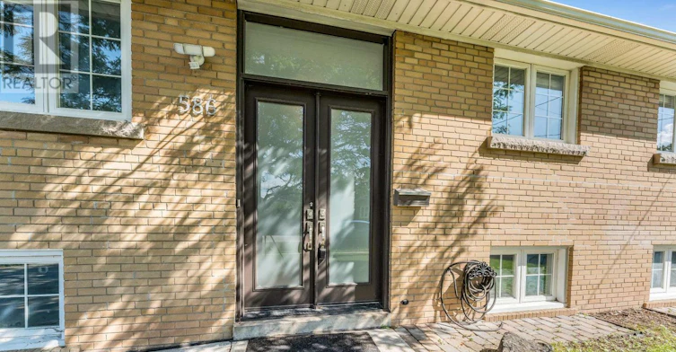MAIN-586 Pinegrove Road, Oakville, ON, L6K 2C6 - 3