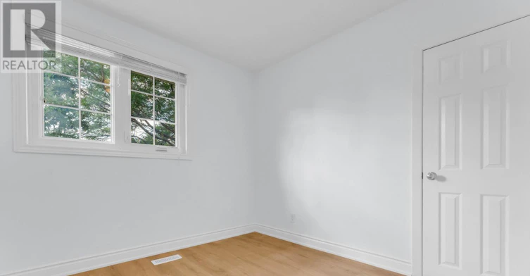 MAIN-586 Pinegrove Road, Oakville, ON, L6K 2C6 - 15