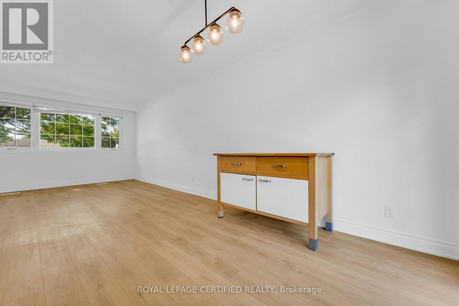 MAIN-586 Pinegrove Road, Oakville, ON, L6K 2C6 - 8