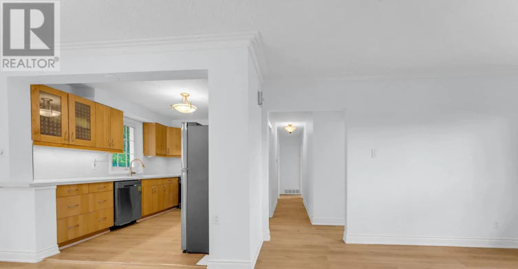 MAIN-586 Pinegrove Road, Oakville, ON, L6K 2C6 - 13