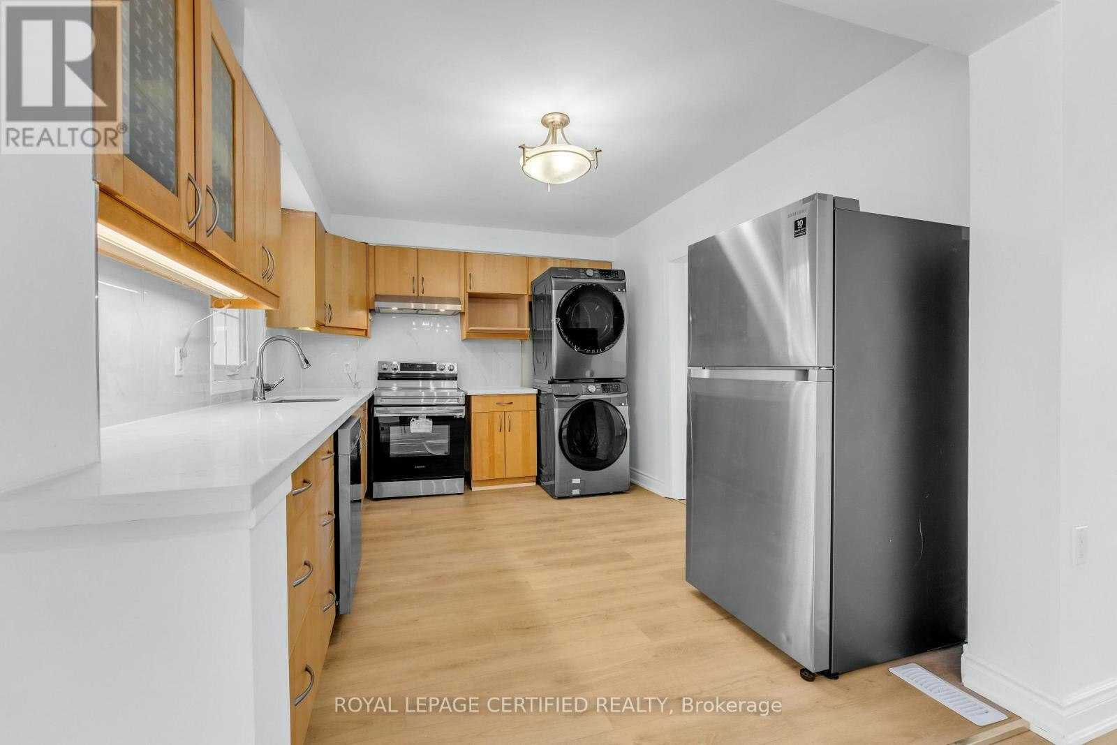 MAIN-586 Pinegrove Road, Oakville, ON, L6K 2C6 - 9