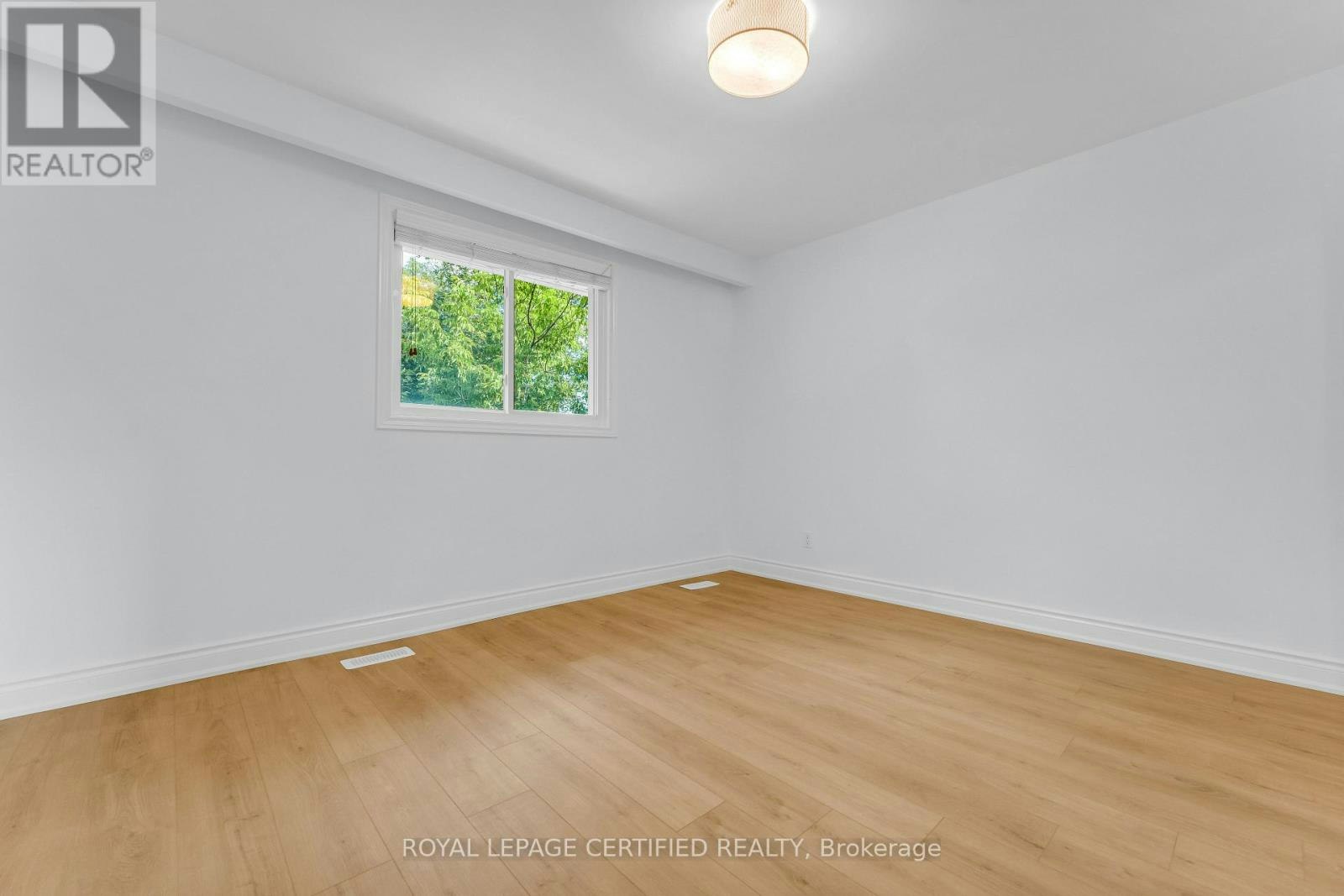 MAIN-586 Pinegrove Road, Oakville, ON, L6K 2C6 - 18