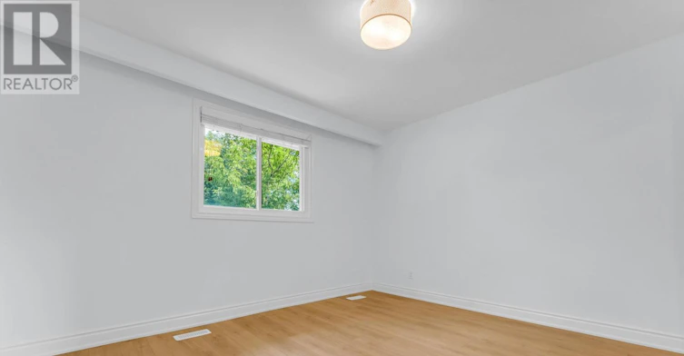 MAIN-586 Pinegrove Road, Oakville, ON, L6K 2C6 - 18