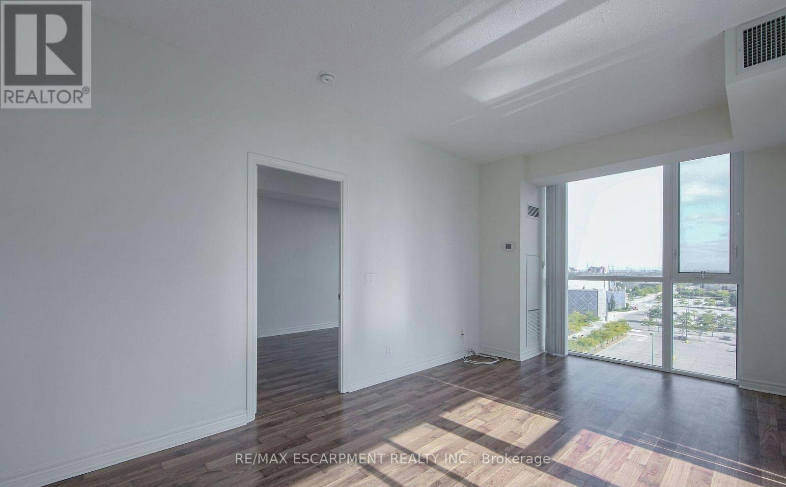 1005-339 Rathburn Road W, Mississauga, ON, L5B 0K6 - 30