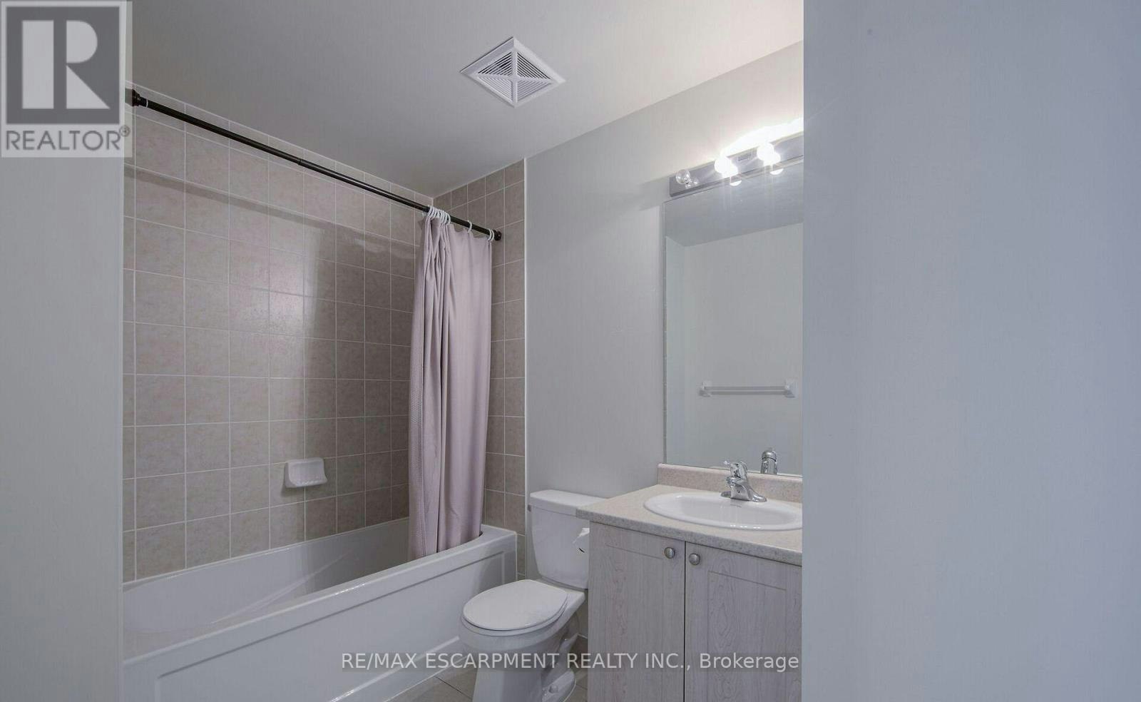 1005-339 Rathburn Road W, Mississauga, ON, L5B 0K6 - 32