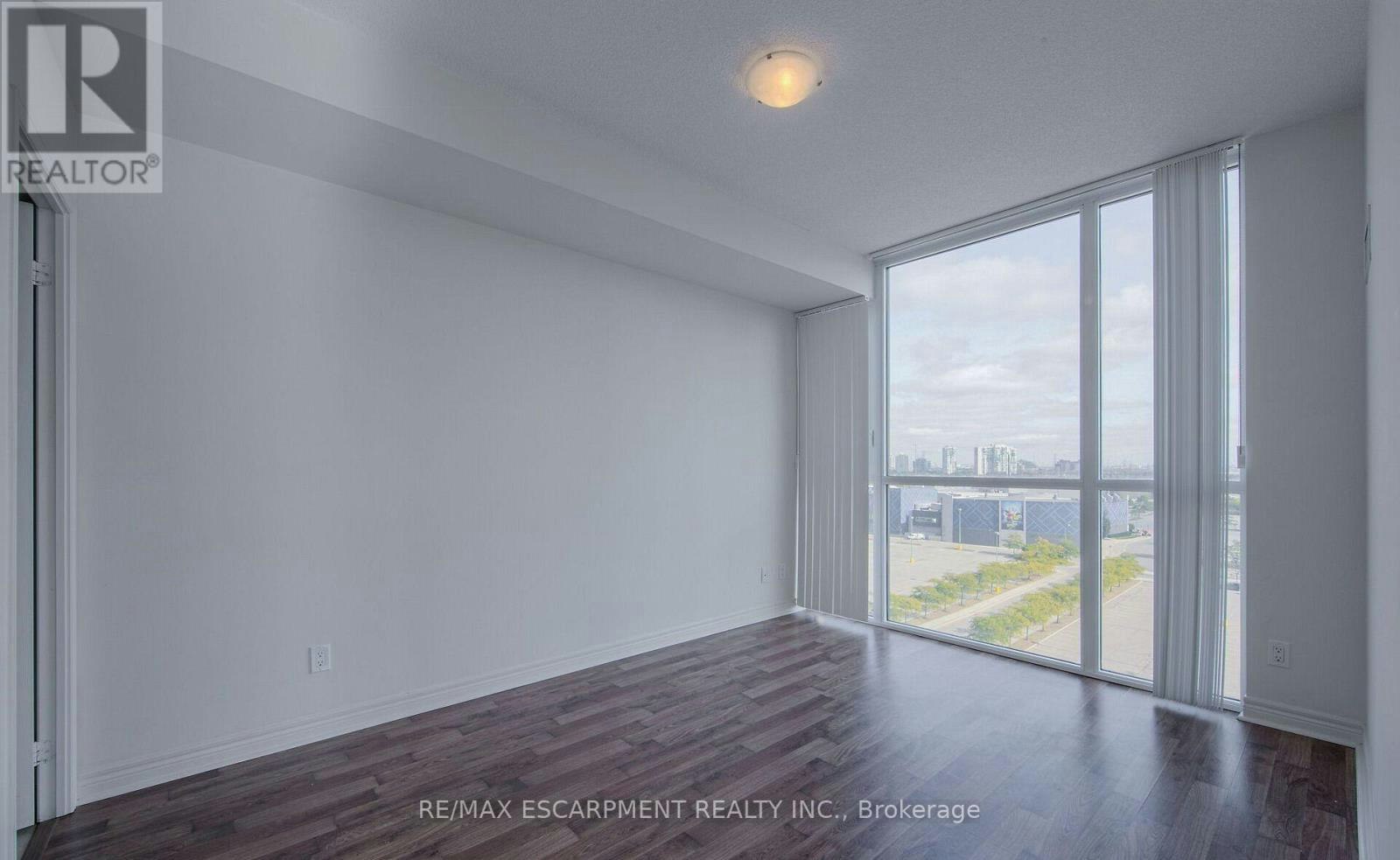 1005-339 Rathburn Road W, Mississauga, ON, L5B 0K6 - 11