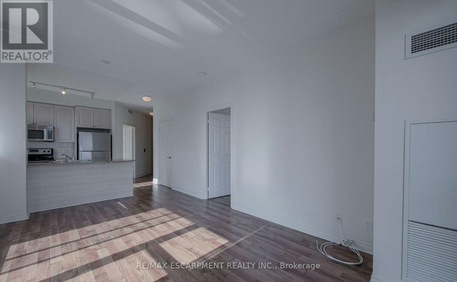 1005-339 Rathburn Road W, Mississauga, ON, L5B 0K6 - 12