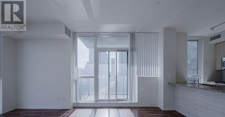 1005-339 Rathburn Road W, Mississauga, ON, L5B 0K6 - 6