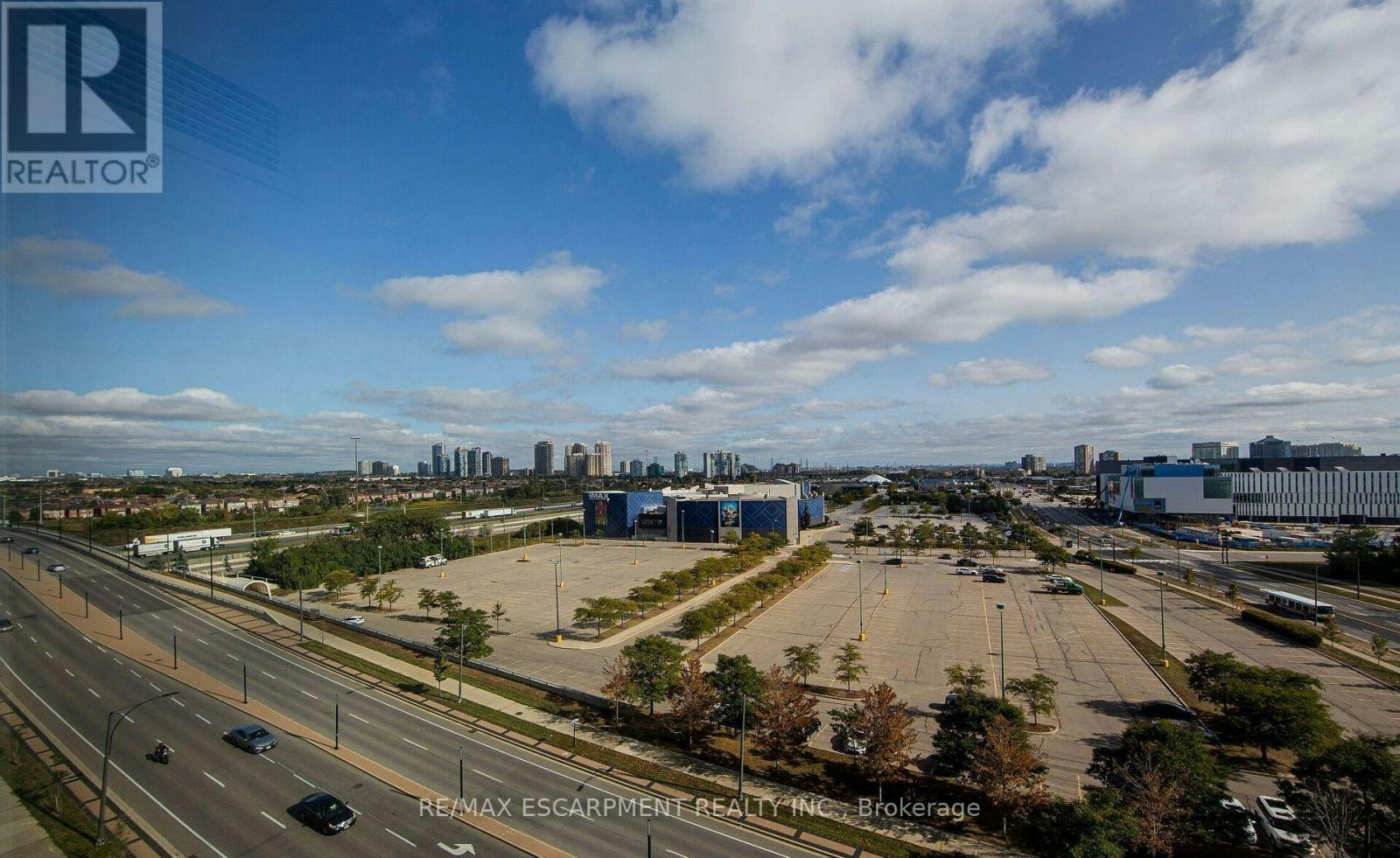 1005-339 Rathburn Road W, Mississauga, ON, L5B 0K6 - 5