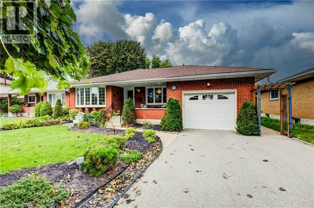 54 Fairlawn Road, Kitchener, ON, N2C 1X9
