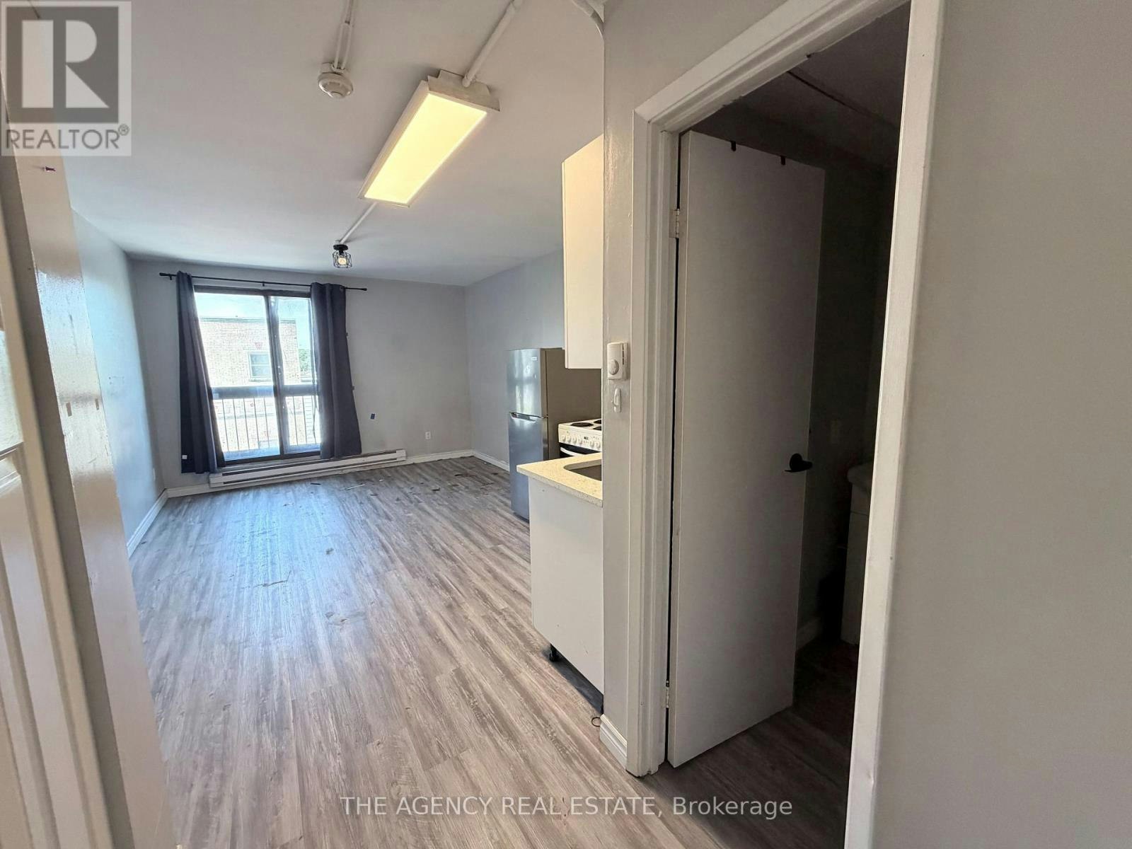 306-91 Thames Street S, Ingersoll, ON, N5C 2T2 - 3