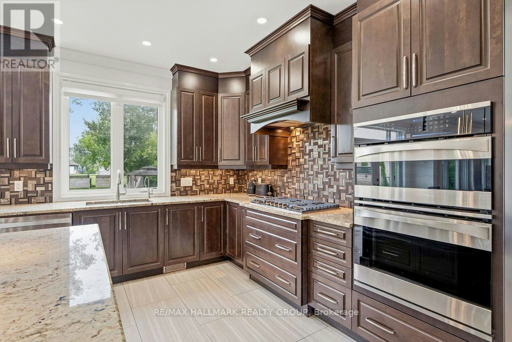 520 Leimerk Court, Manotick, ON, K4M 0E9 - 10