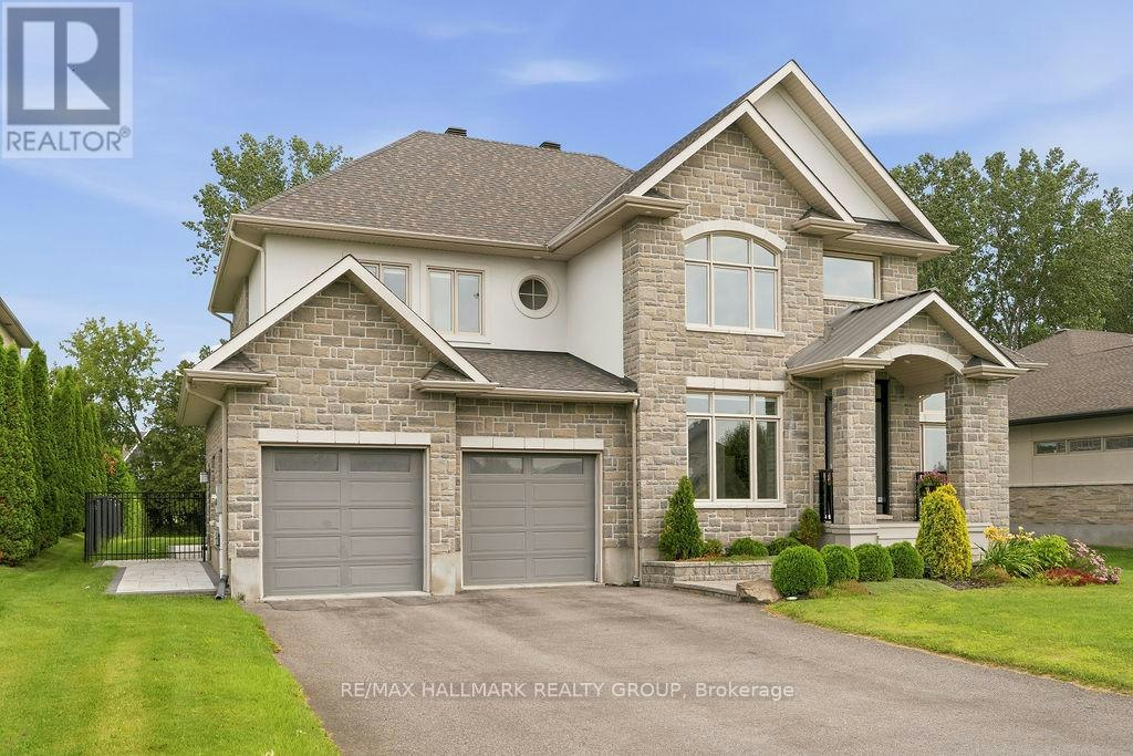 520 Leimerk Court, Manotick, ON, K4M 0E9 - 2